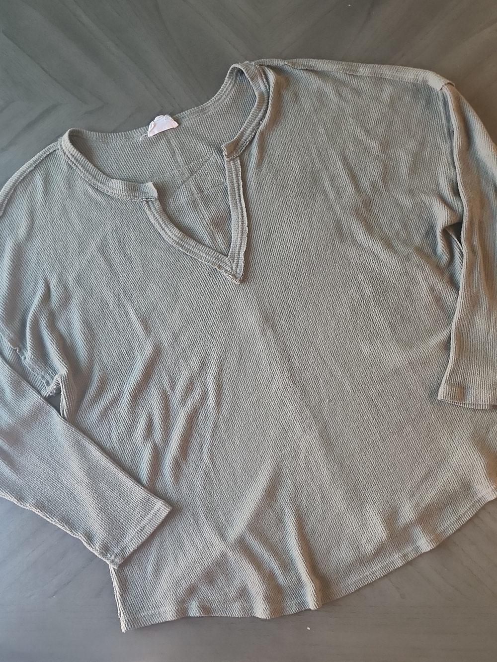 Inside-Out Style V-neck Shabby Chic Green Top- Size 1X - Perch By Blu Pepper